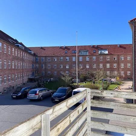 Four Bedroom In Valby, Lholmvej 5, Lejlighed *