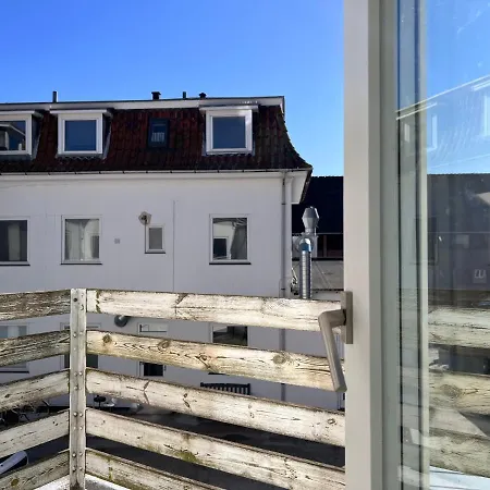 Lejlighed Four Bedroom In Valby, Lholmvej 5, København