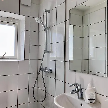 Four Bedroom In Valby, Lholmvej 5, * København