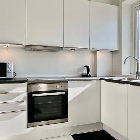 Four Bedroom In Valby, Lholmvej 5, * København