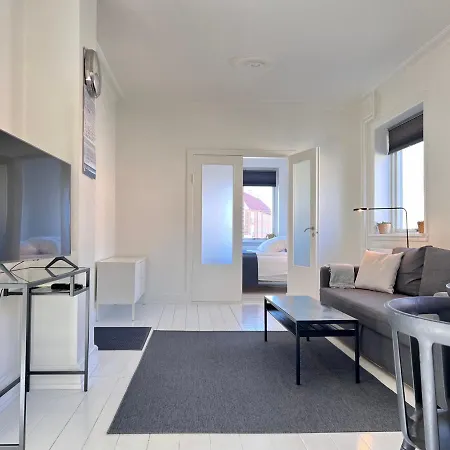 Four Bedroom In Valby, Lholmvej 5, *