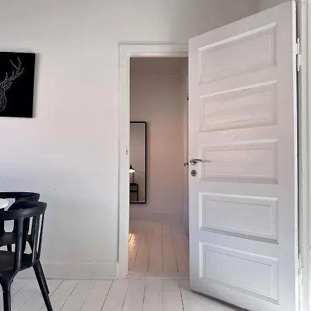 Four Bedroom In Valby, Lholmvej 5, Lejlighed *